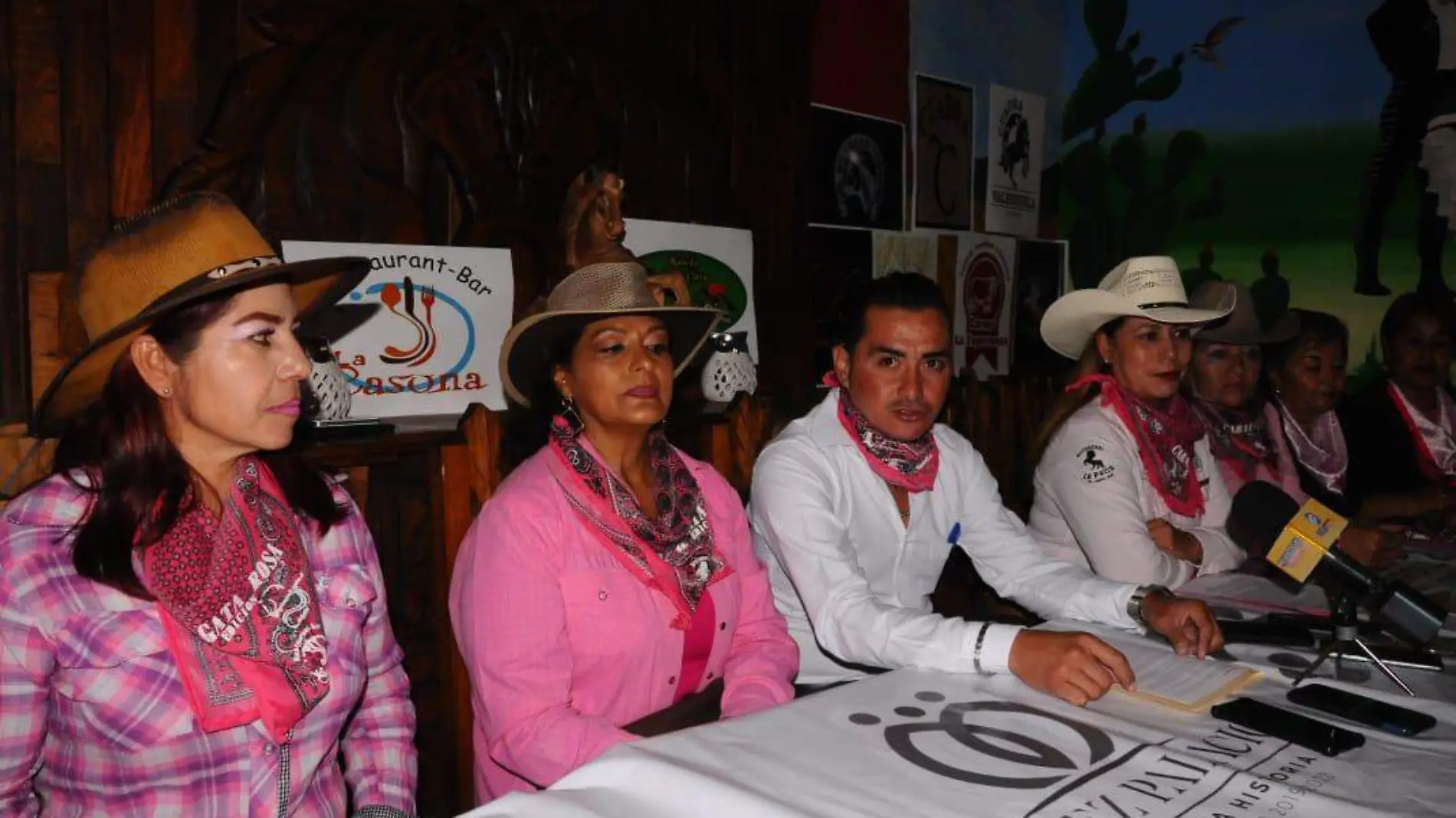 04 Presentan 6a edición de la Cabalgata Rosa